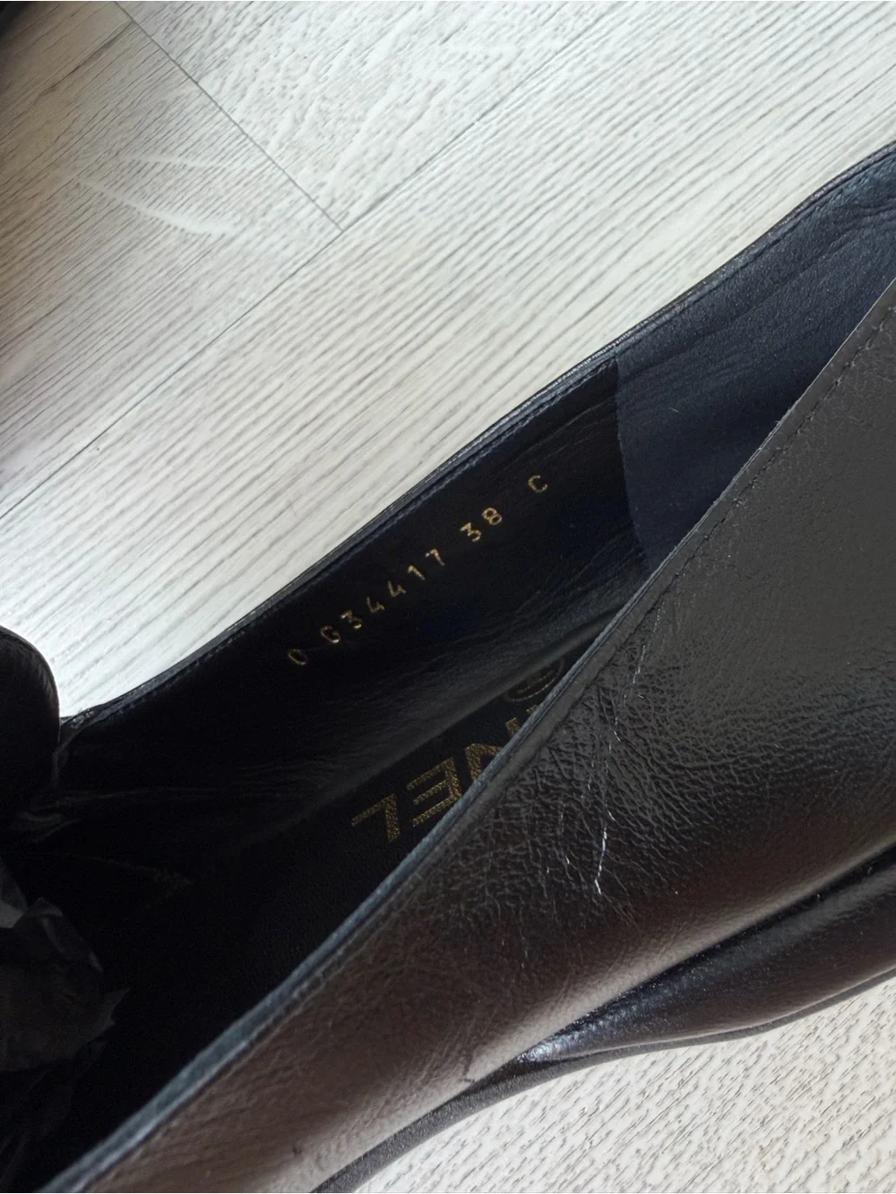 CHANEL Black Leather Chain-Link Loafers